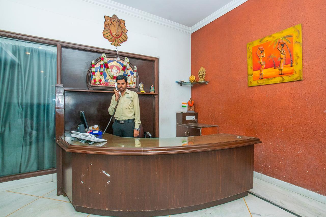 Hotel Oyo 18762 Vaishnavi Residency Bengalúr Exteriér fotografie