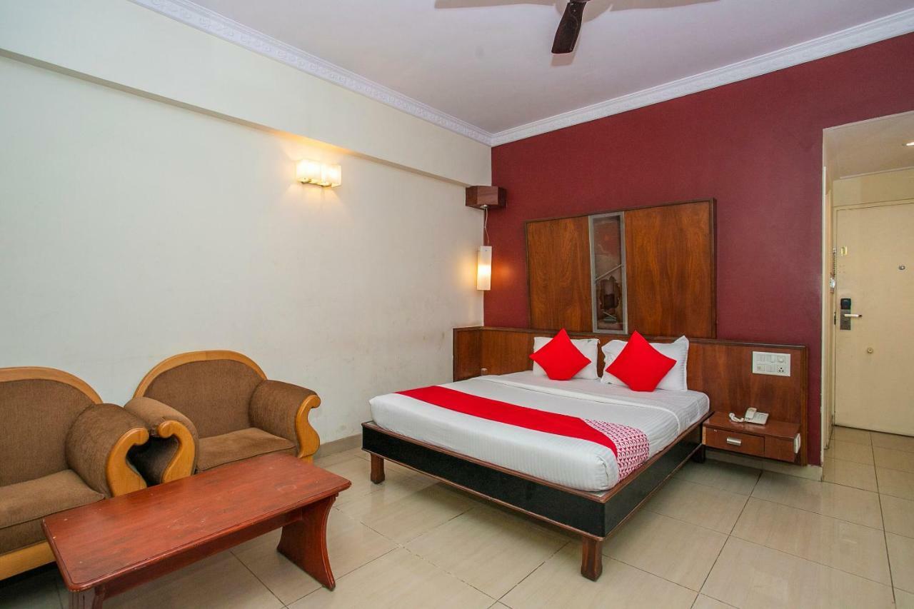 Hotel Oyo 18762 Vaishnavi Residency Bengalúr Exteriér fotografie